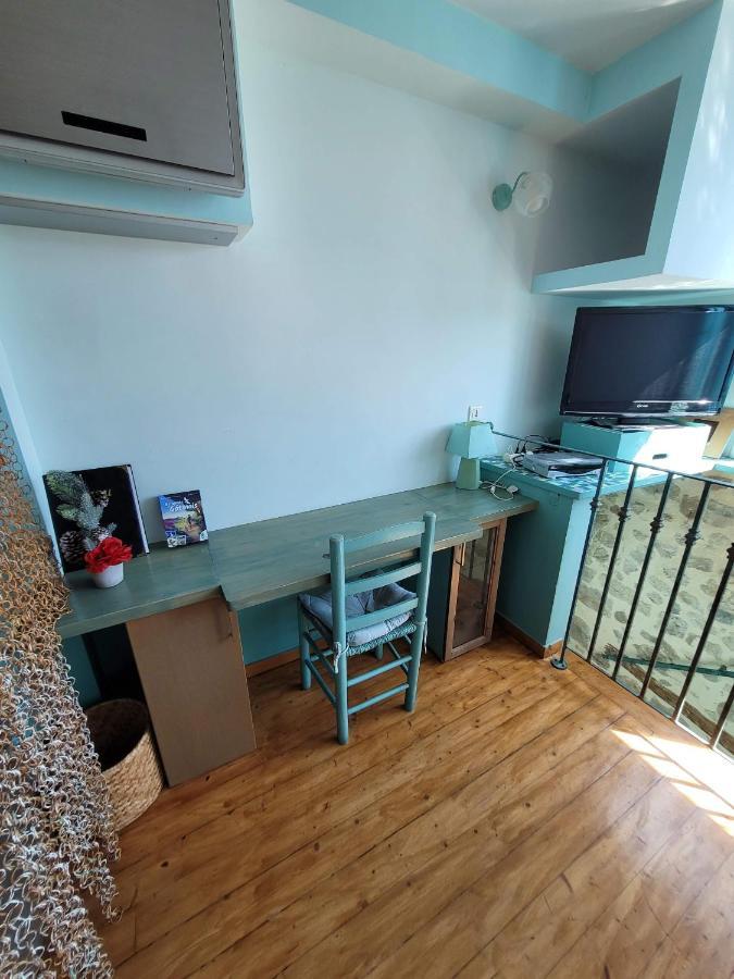 Gite Milly - 2 Studios En Coeur De Ville Екстер'єр фото
