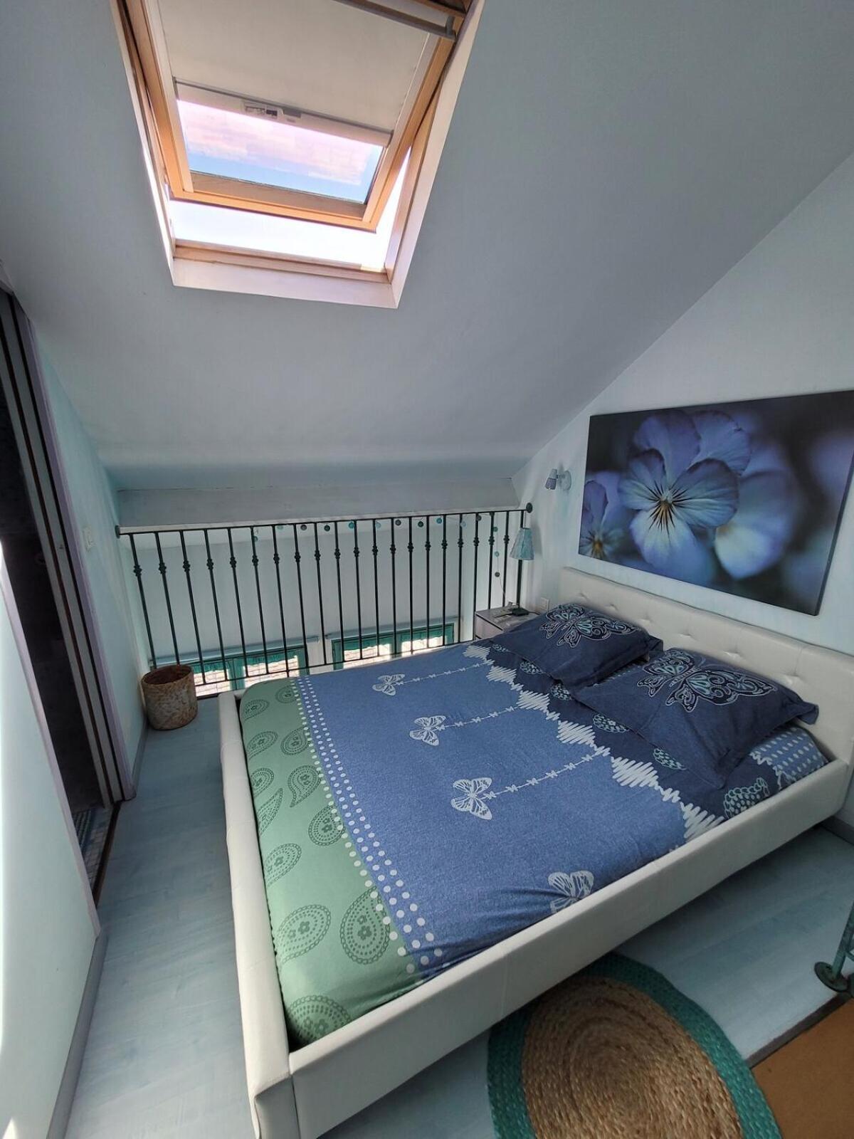 Gite Milly - 2 Studios En Coeur De Ville Номер фото